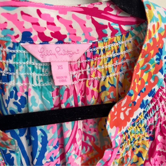 Lilly Pulitzer Elsa 100% Silk Blouse In Electric Feel Print Size XS - Picture 4 of 5